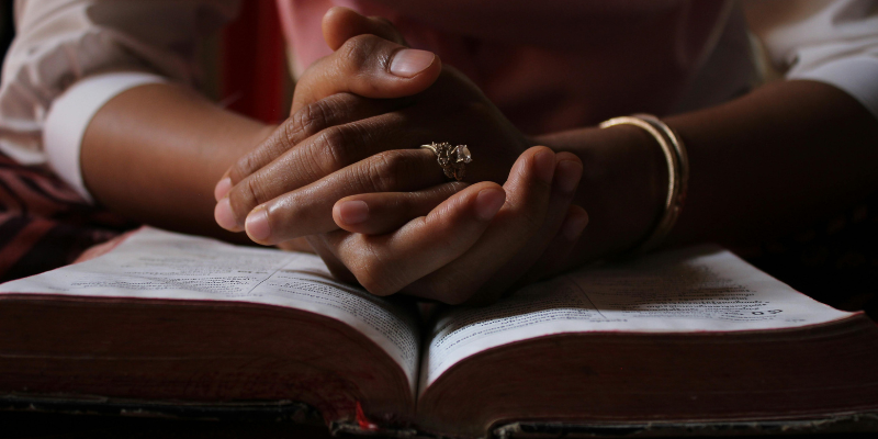 praying the lord's prayer